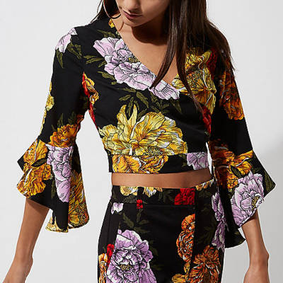 river island holdall weekend bag,jacques-vertuk Irish Website Black floral print frill sleeve wrap crop top Tops Sale women