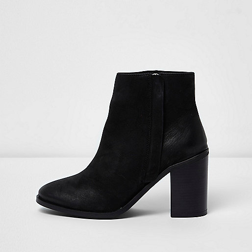 jacques-vertuk Black leather zip up block heel ankle boots 702534 women Shoes / Boots Boots