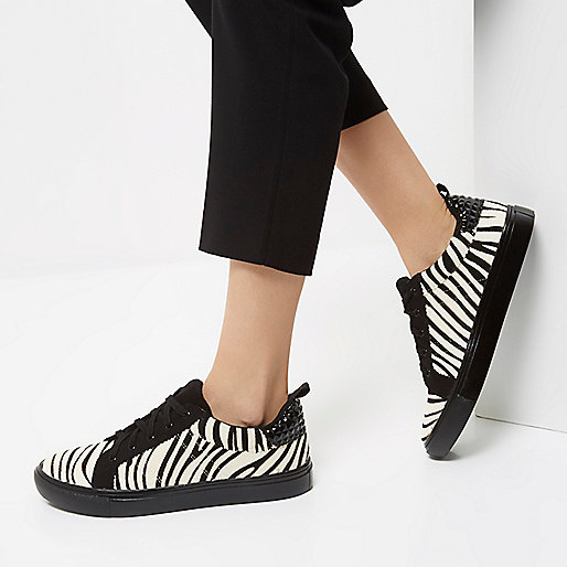 river island blue velvet bag,jacques-vertuk Dresses Black zebra print lace-up sneakers Shoes / Boots Sale women