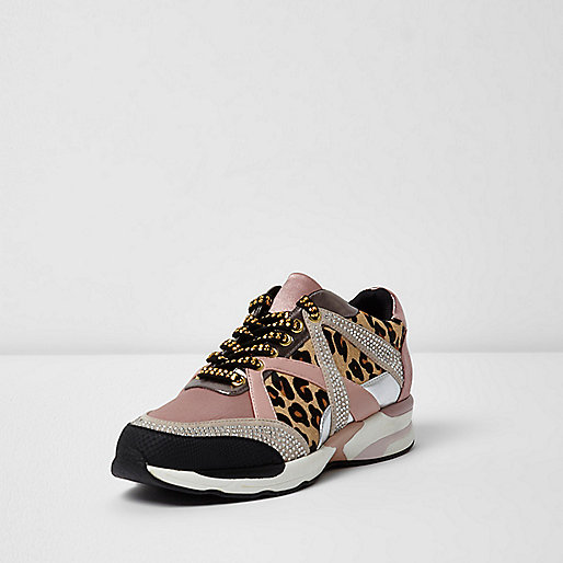 molly jeans river island asos,jacques-vertuk Stores In London Gold metallic leopard print runner sneakers Plimsolls / Sneakers Shoes / Boots women