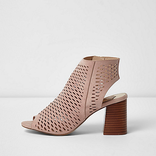 river island rubber boots,jacques-vertuk Online Website Light pink laser cut block heel sandals Sandals Shoes / Boots women