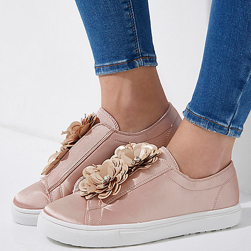 ri cross body bag,jacques-vertuk Outlet Store Uk Nude floral embellished slip on plimsolls Plimsolls / Sneakers Shoes / Boots women