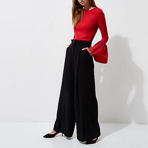 blue mid rise flared jeans river island,jacques-vertuk New Stock Red ribbed flared poplin cuff top Blouses Tops women