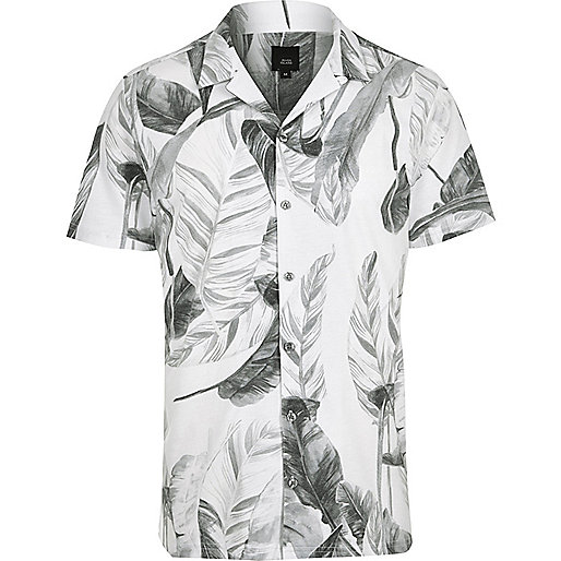 river island quilted coat,jacques-vertuk Store Collection White floral slim fit short sleeve shirt Short Sleeve Shirts Shirts men